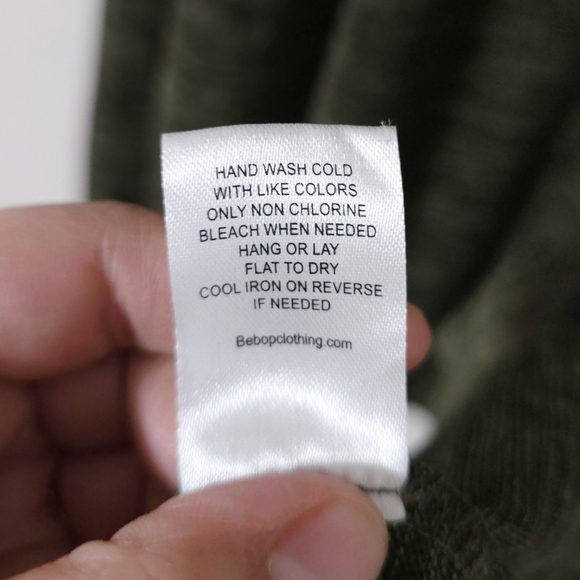 ✨️4/$20. Juniors NWOT Olive Space Dye Knit Sweetheart Neck A-Line Mini Dress - Picture 9 of 12